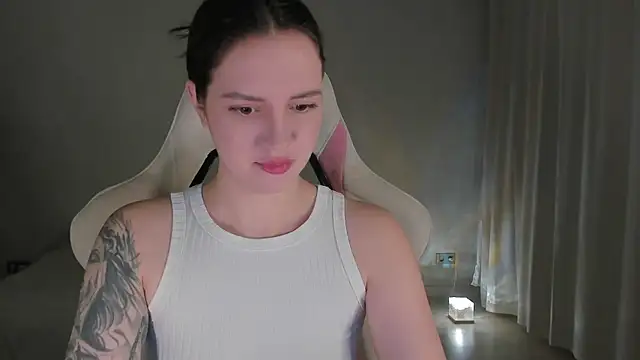 Sonia moon  online show from 12-06-24, 01:40