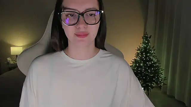 Sonia moon  online show from 12-28-24, 04:19