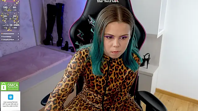 Snapshot of Latex_Kitty chatting on 01-14-25, 02:22 Latex Kitty online show from 01-14-25, 02:22