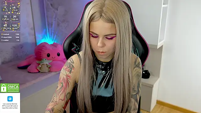 Snapshot of Latex_Kitty chatting on 03-21-25, 08:29 Latex Kitty online show from 03-21-25, 08:29