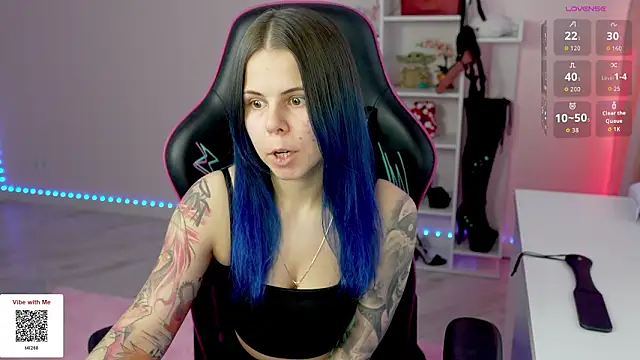 Latex Kitty online show from 02-24-26, 02:15