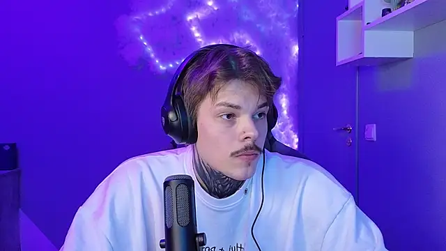 DENIS HERE online show from 01-23-25, 11:15