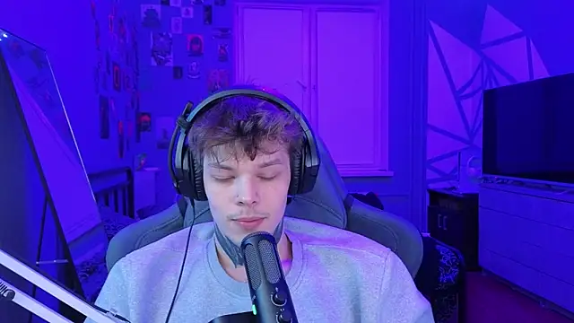 DENIS HERE online show from 03-15-25, 11:06