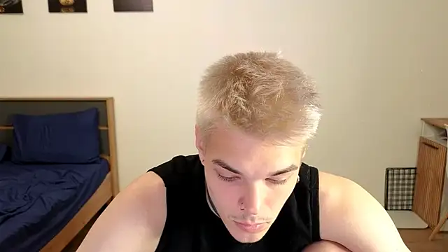 DENIS HERE online show from 09-09-25, 04:39