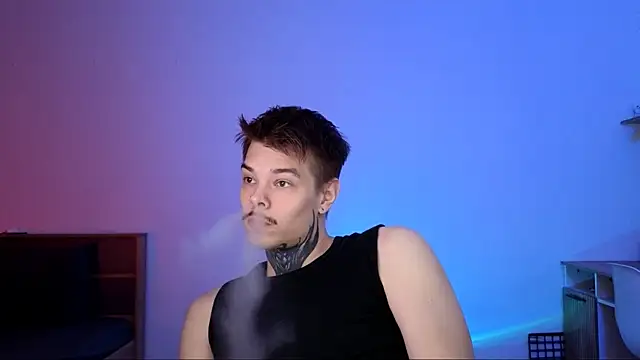 DENIS HERE online show from 11-24-25, 06:07