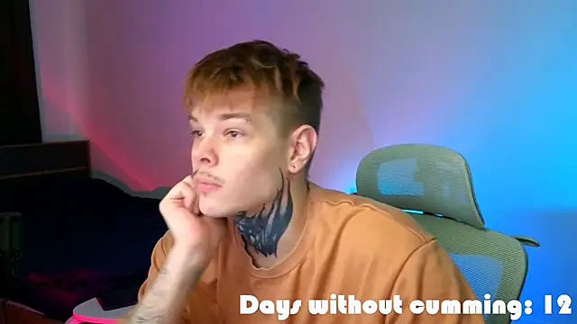 DENIS HERE online show from 02-07-26, 01:15