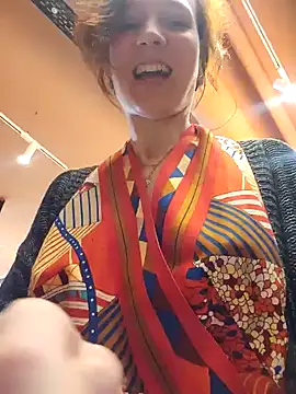 Exhibitionsplit online show from 02-03-25, 09:52