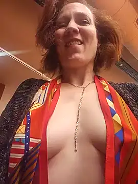 Exhibitionsplit online show from 02-09-25, 09:37