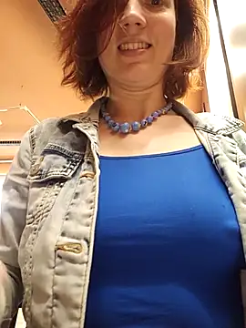 Exhibitionsplit online show from 03-08-25, 02:30