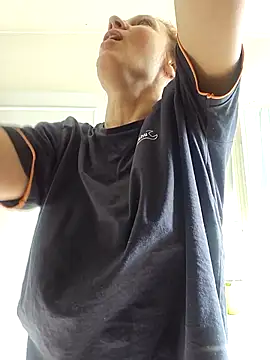 Exhibitionsplit online show from 11-16-25, 11:38