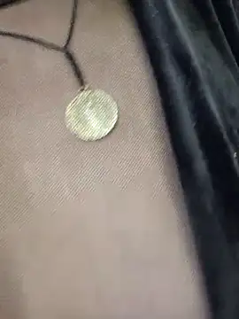 Exhibitionsplit online show from 11-22-25, 12:37