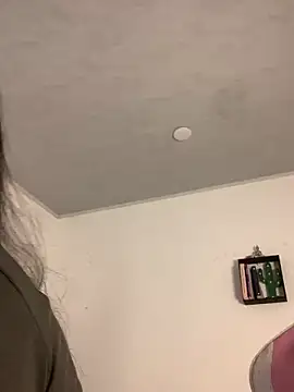 Snapshot of violet-333 chatting on 01-08-25, 06:09 violet-333 online show from 01-08-25, 06:09