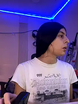 cristel 17 online show from 09-23-25, 03:42