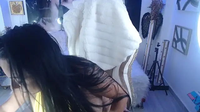 perlasharick 3 online show from 01-24-25, 01:36