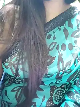 Snapshot of Shreya727 chatting on 09-15-25, 07:58 Shreya727 online show from 09-15-25, 07:58