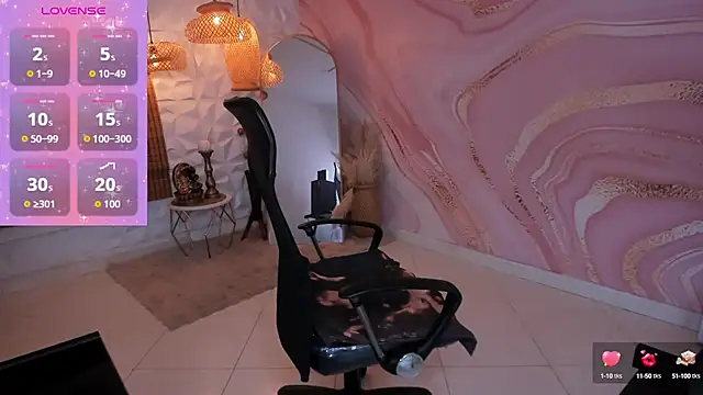 Snapshot of meliboobs_ chatting on 10-15-25, 04:23 meliboobs online show from 10-15-25, 04:23