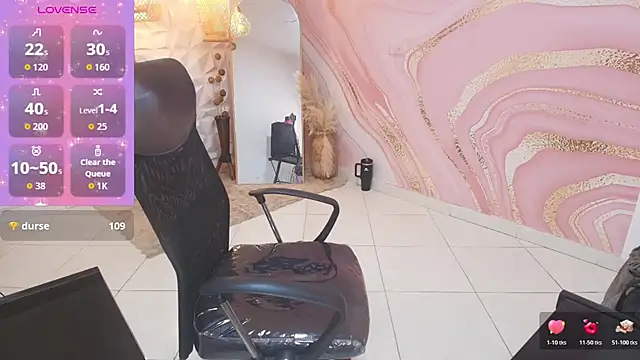 Snapshot of meliboobs_ chatting on 10-18-25, 08:59 meliboobs online show from 10-18-25, 08:59