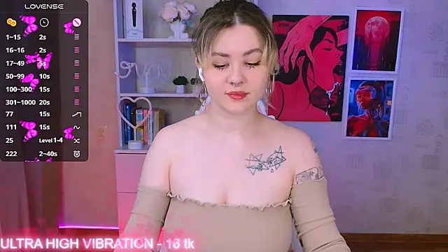 Snapshot of cutie_mili chatting on 02-03-25, 03:42 cutie mili online show from 02-03-25, 03:42