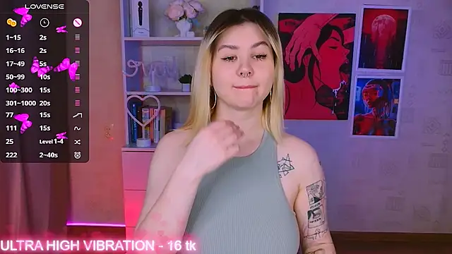 Snapshot of cutie_mili chatting on 02-11-25, 02:35 cutie mili online show from 02-11-25, 02:35