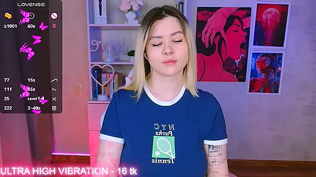 Snapshot of cutie_mili chatting on 02-11-25, 11:54 cutie mili online show from 02-11-25, 11:54