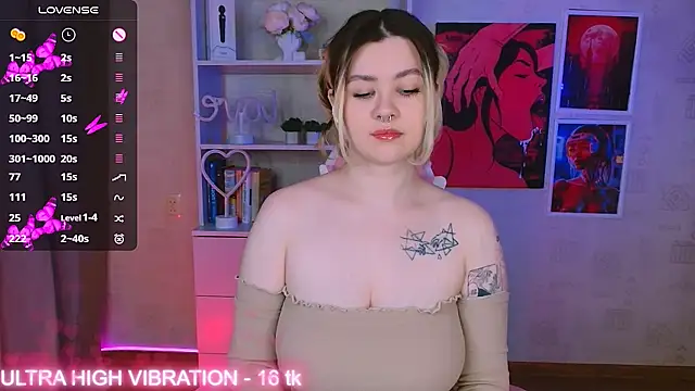 Snapshot of cutie_mili chatting on 02-13-25, 09:38 cutie mili online show from 02-13-25, 09:38