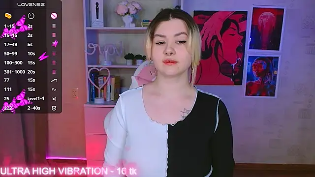 Snapshot of cutie_mili chatting on 02-16-25, 05:48 cutie mili online show from 02-16-25, 05:48