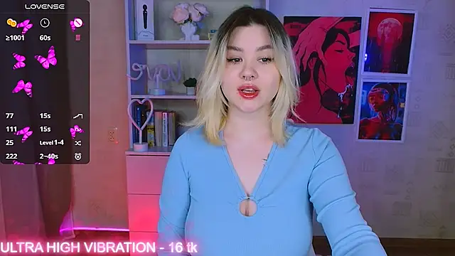 Snapshot of cutie_mili chatting on 02-19-25, 07:06 cutie mili online show from 02-19-25, 07:06