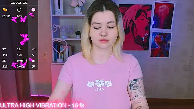 Snapshot of cutie_mili chatting on 02-26-25, 07:42 cutie mili online show from 02-26-25, 07:42