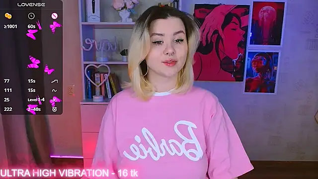 Snapshot of cutie_mili chatting on 03-05-25, 07:27 cutie mili online show from 03-05-25, 07:27