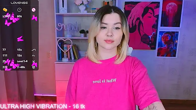 Snapshot of cutie_mili chatting on 03-07-25, 11:07 cutie mili online show from 03-07-25, 11:07