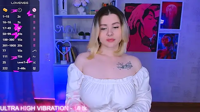 Snapshot of cutie_mili chatting on 03-09-25, 09:35 cutie mili online show from 03-09-25, 09:35