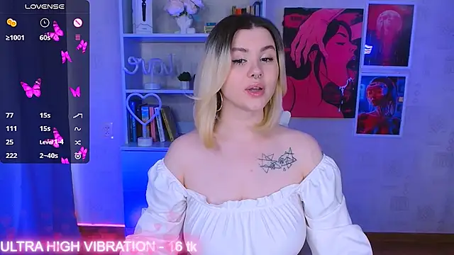 Snapshot of cutie_mili chatting on 03-09-25, 12:42 cutie mili online show from 03-09-25, 12:42