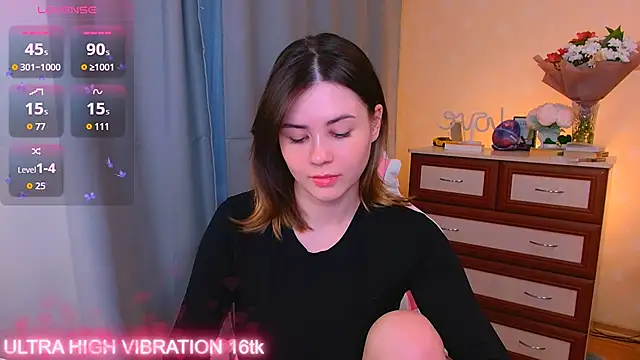 Snapshot of cutie_mili chatting on 10-13-25, 08:25 cutie mili online show from 10-13-25, 08:25