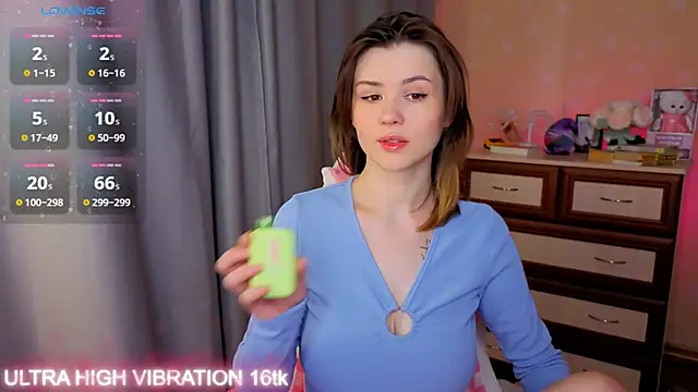 Snapshot of cutie_mili chatting on 11-01-25, 08:16 cutie mili online show from 11-01-25, 08:16