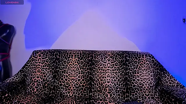 irregular fetish  online show from 11-24-25, 11:37