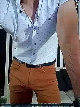 Snapshot of pretorianoo53 chatting on 12-22-24, 04:50 pretorianoo53 online show from 12-22-24, 04:50