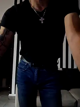 Snapshot of pretorianoo53 chatting on 10-19-25, 03:40 pretorianoo53 online show from 10-19-25, 03:40