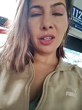 scarlett moore online show from 10-06-25, 01:52