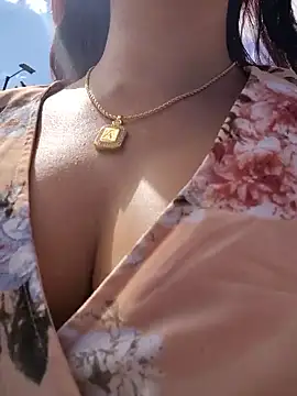 scarlett moore online show from 11-08-25, 02:17