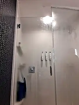 chainjulious online show from 12-16-25, 06:13