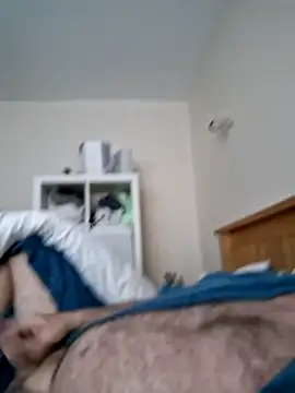 Snapshot of jonjoey123 chatting on 04-15-26, 05:58 jonjoey123 online show from 04-15-26, 05:58
