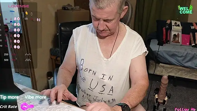 Snapshot of oldnew-63 chatting on 11-08-25, 03:07 oldnew-63 online show from 11-08-25, 03:07