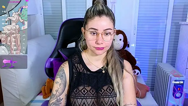 Tawny cox online show from 12-27-24, 05:31