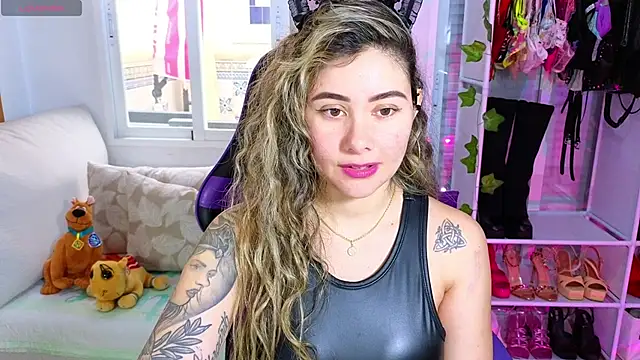 Tawny cox online show from 02-22-25, 12:29