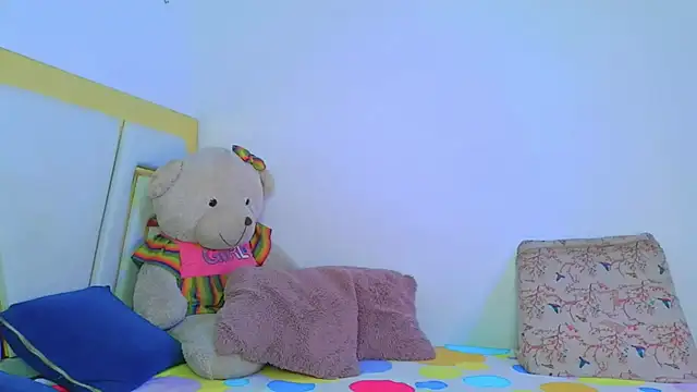 DayanaWood online show from 10-14-25, 02:18