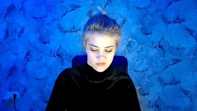 nika gold1 online show from 02-15-25, 03:17