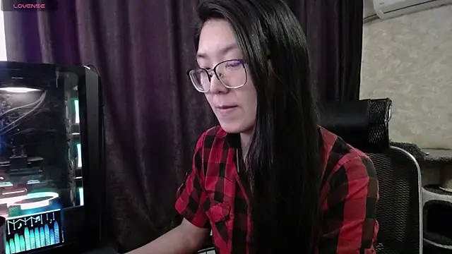 Snapshot of Brightssmiles chatting on 02-11-25, 09:53 Brightssmiles online show from 02-11-25, 09:53