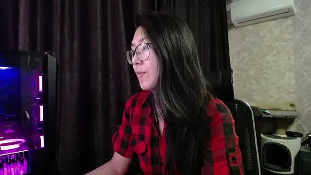 Snapshot of Brightssmiles chatting on 03-07-25, 06:35 Brightssmiles online show from 03-07-25, 06:35