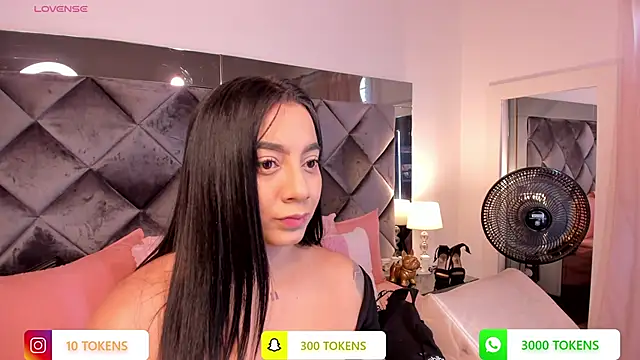 Snapshot of sofhiaa_adaams chatting on 03-02-25, 05:14 sofhiaa adaams online show from 03-02-25, 05:14
