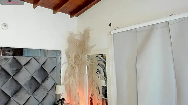 Snapshot of sofhiaa_adaams chatting on 11-10-25, 09:47 sofhiaa adaams online show from 11-10-25, 09:47